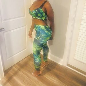 Two piece tropical set